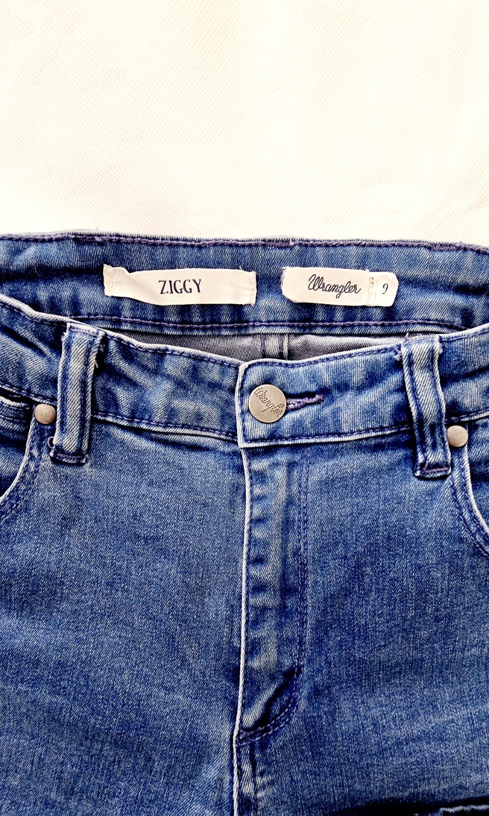 Wrangler Twiggy High Rise Jeans for Women - Size 9, 24 Length image 5