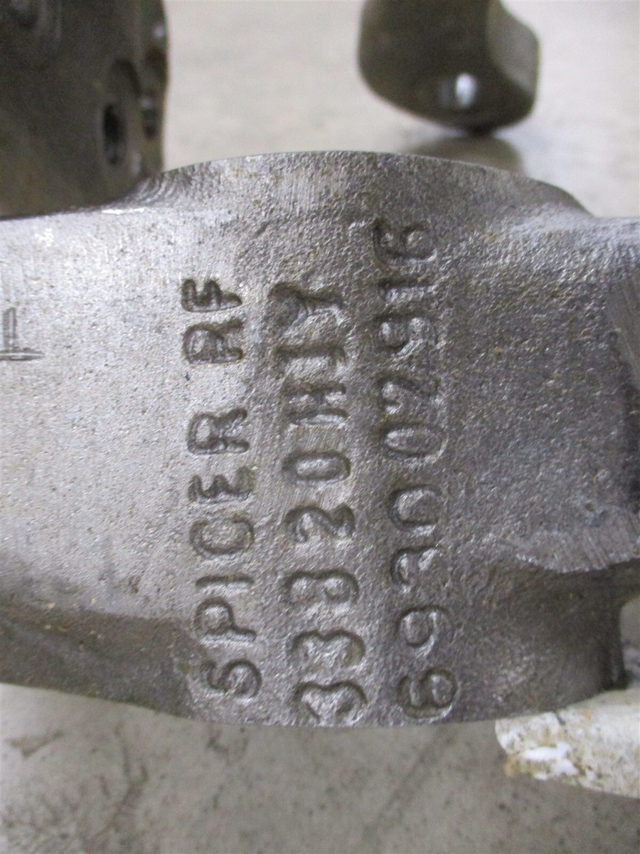 DS971683 NEW INTERNATIONAL STEERING KNUCKLE LEFT HAND SPICER  