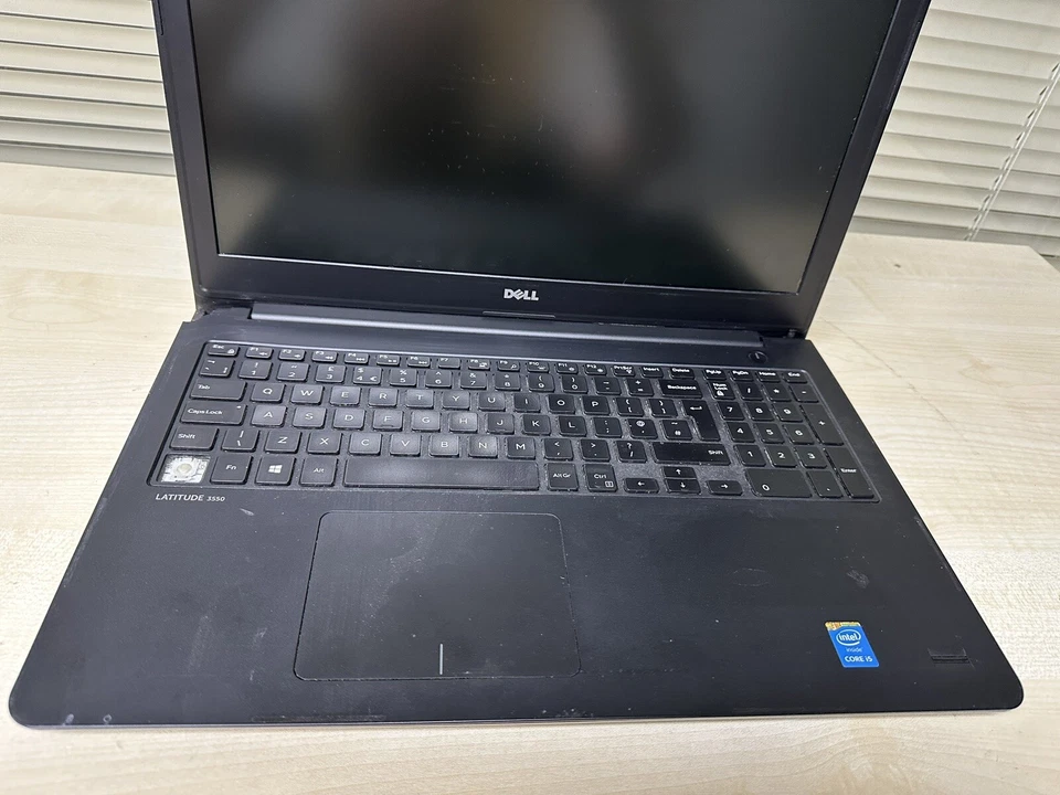 Dell Latitude 3350 Core i3-5005U 4GB 128GB SSD Windows 10 Laptop *Damage Read* - Image 4 of 4