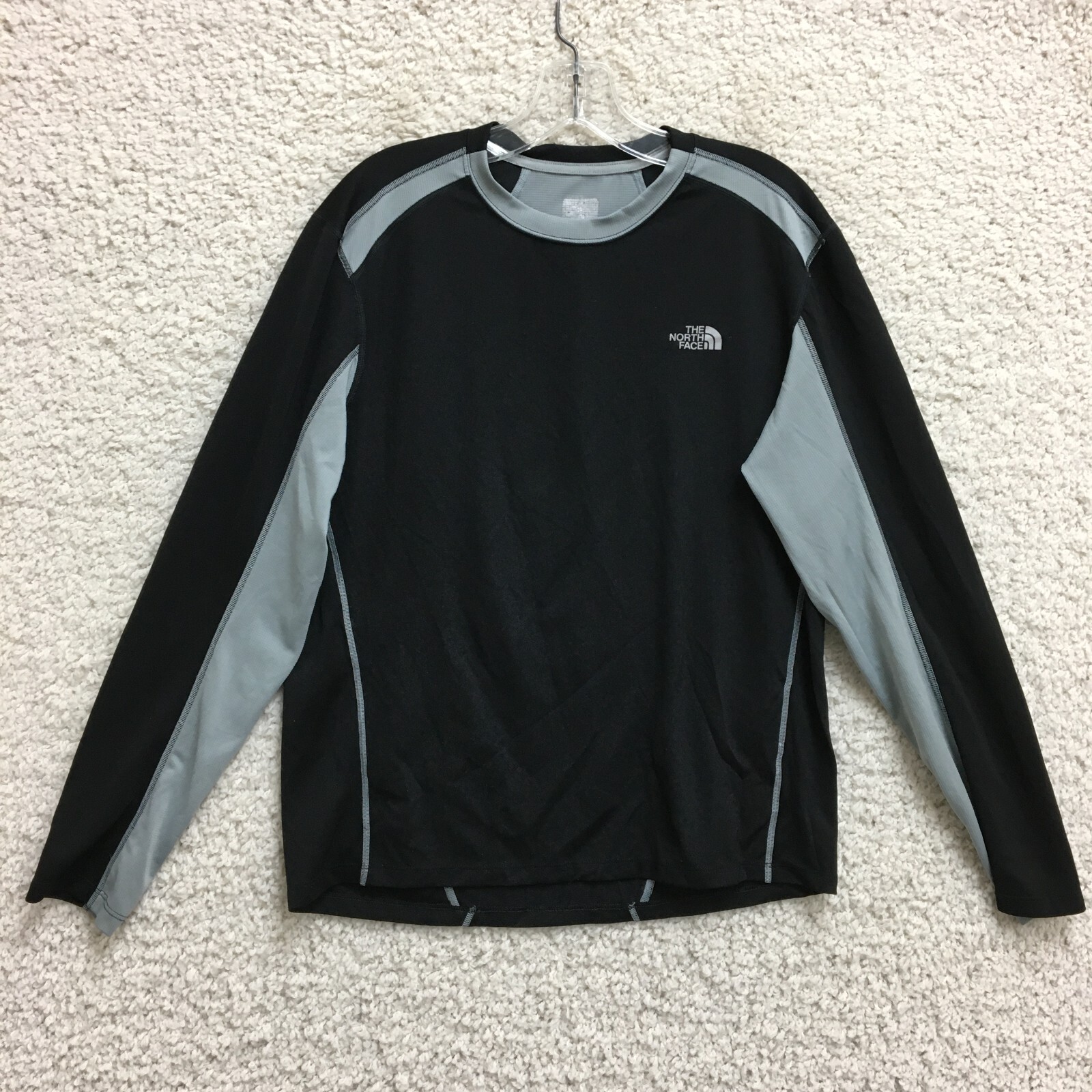 The North Face Shirt Medium Adult Black Crewneck Long Sleeve Athletic Tee Mens M