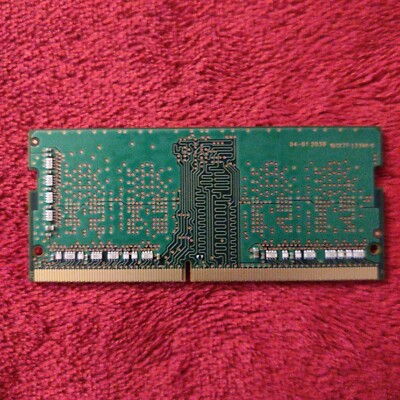 Samsung 4GB DDR4 Single Tested Laptop Ram Stick M471A5244CB0-V05