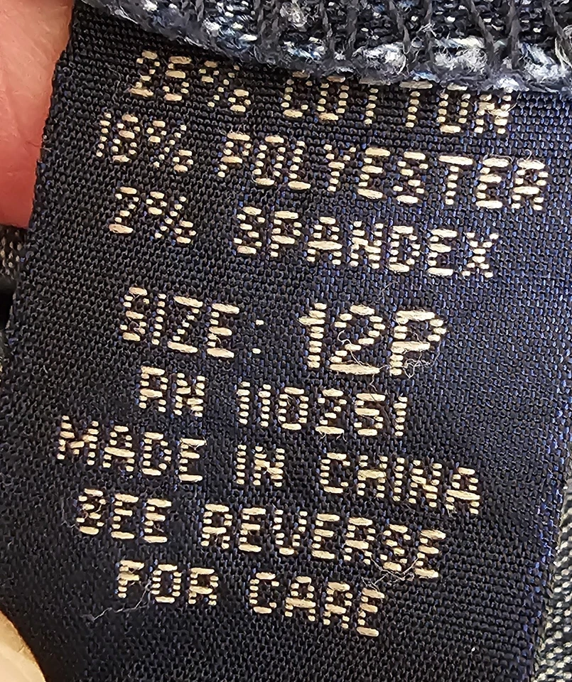 Pantalones cortos Angels para mujer talla 12P 12 Petite azul jean cortados Foto 3 de 4