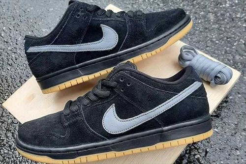 NIKE SB DUNK LOW PRO BLACK FOG GRAY GUM 