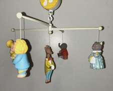 Vintage 1979 EDEN Musical Crib Mobile Vinyl Animal Band Plays TOYLAND