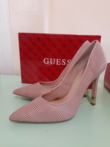 guess pink heels