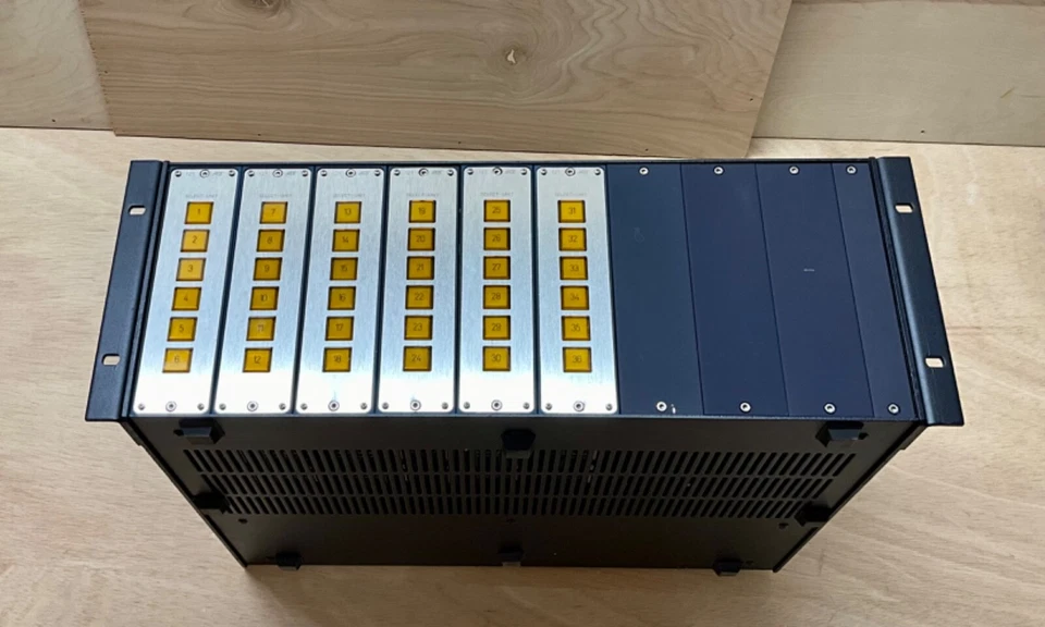 ADT Integrator 4he Studioframe 19“ toolbox kompatible Vintage