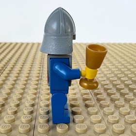 LEGO Castle, Classic: Blue Knight, GOBLET, cas082s, 375, YELLOW CASTLE, 1978