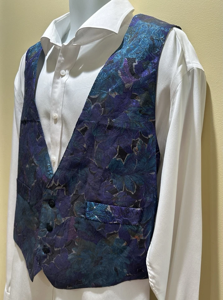 Men’s Formal Vest Sz L - Image 4 of 4