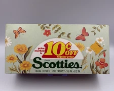 Vintage 1978 Scotties Tissue Box Pastel Green Floral Design Prop 200 2-Ply