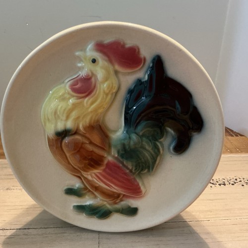 Royal Copley Pair Of Rooster and Chicken Wall Pocket Stand Planters 6 1/2” Round - Picture 2 of 13
