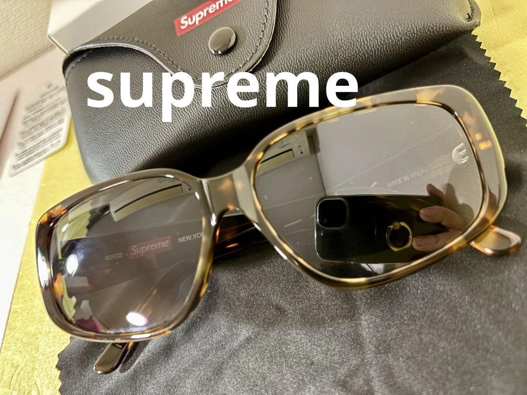 Lunettes de soleil Supreme Royce