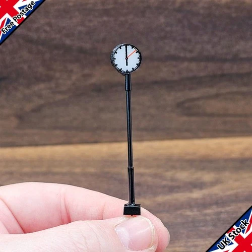 Station Clock Lamp