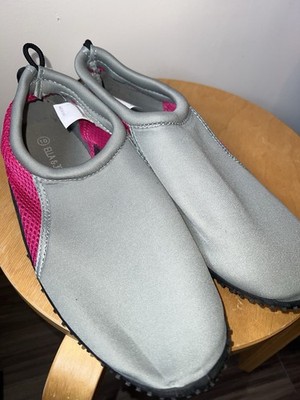 Ella & Joy Water Shoes Women Size 10 Grey/Fuschia