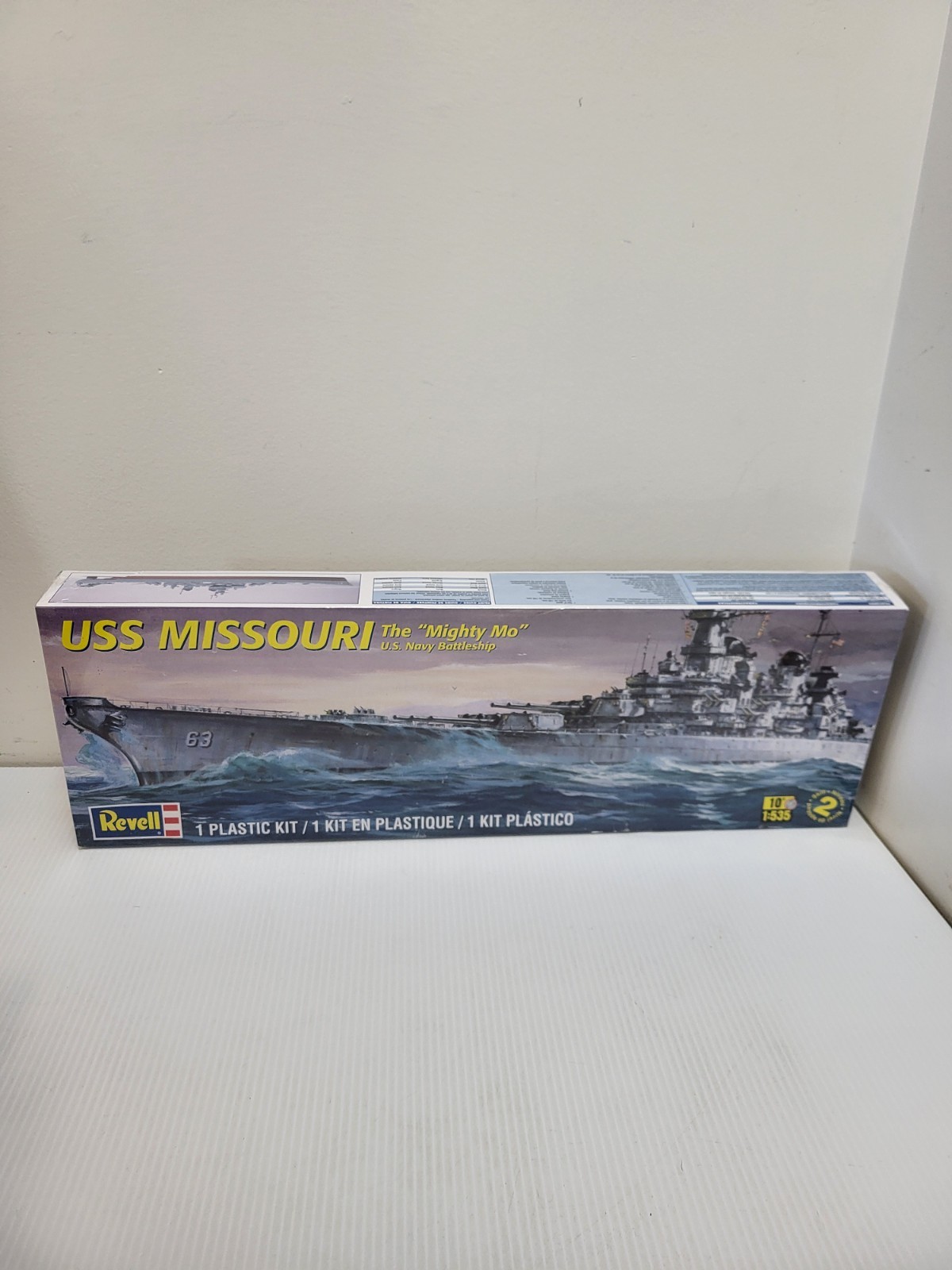 Revell 1:535 USS MISSOURI "The Mighty Mo" Battle Ship Model Kit #85-0301