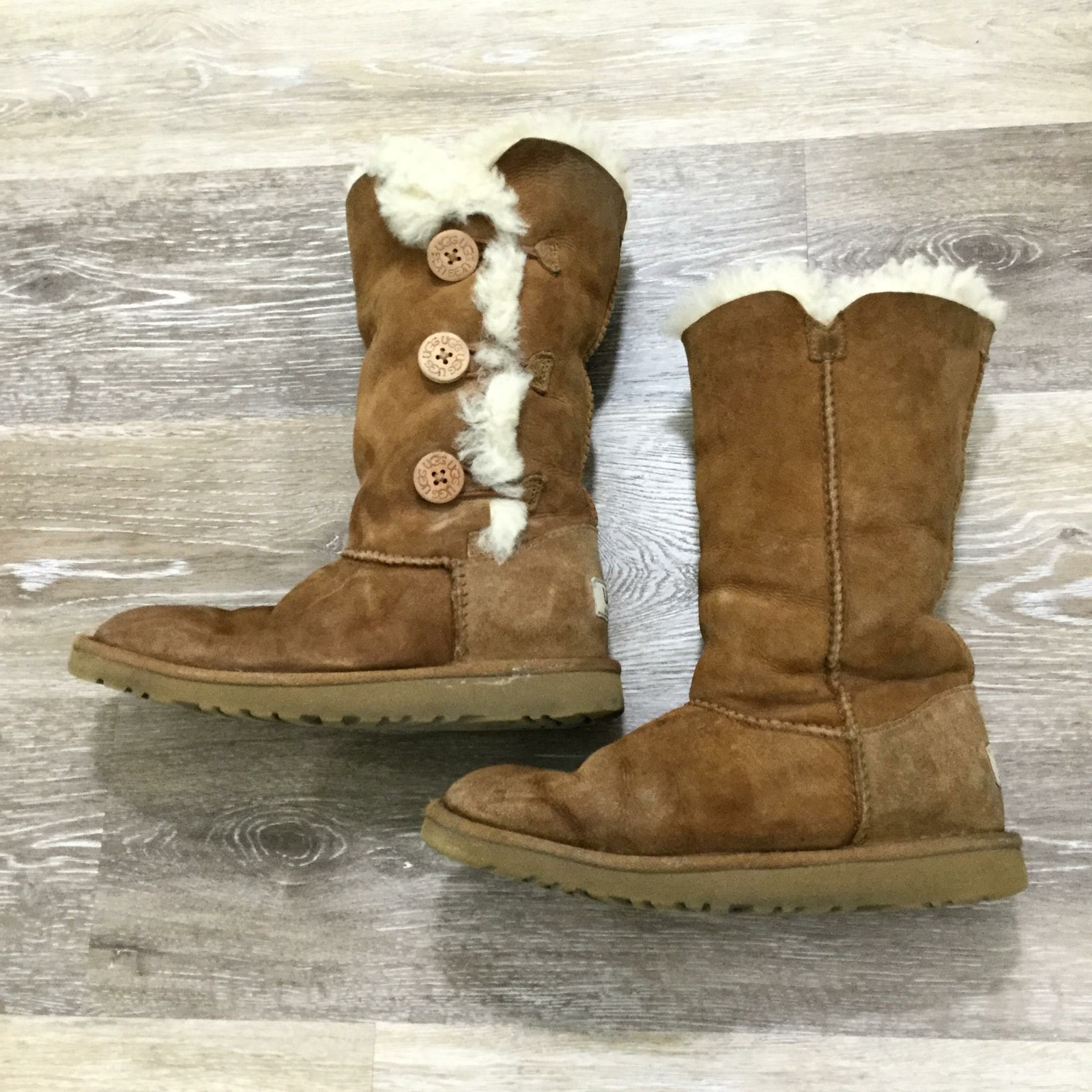 UGG Button & Loop Sherpa Lined Brown Classic Tall… - image 4