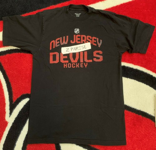 Classic ZACH PARISE NEW JERSEY DEVILS SMALL BLACK REEBOK LOCKER ROOM TEE SHIRT - 第 1/2 張圖片