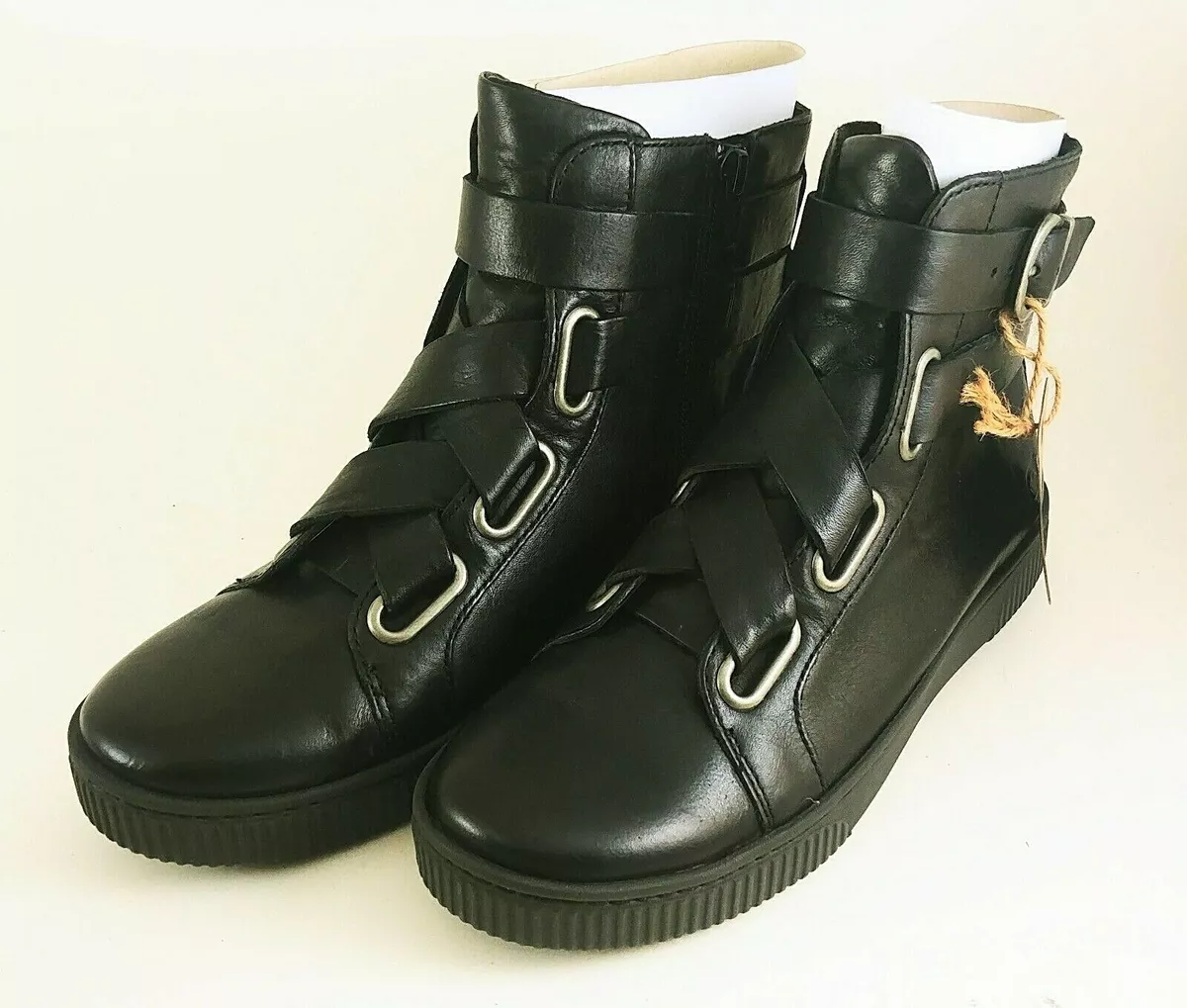 Born sophia store boots