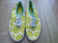 Boden Dotty Canvas Pumps Size 37==size 4 Boden Dotty Canvas Pumps Size 37==size 4