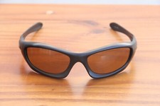 OAKLEY MONSTER DOG SUNGLASSES - 05-015