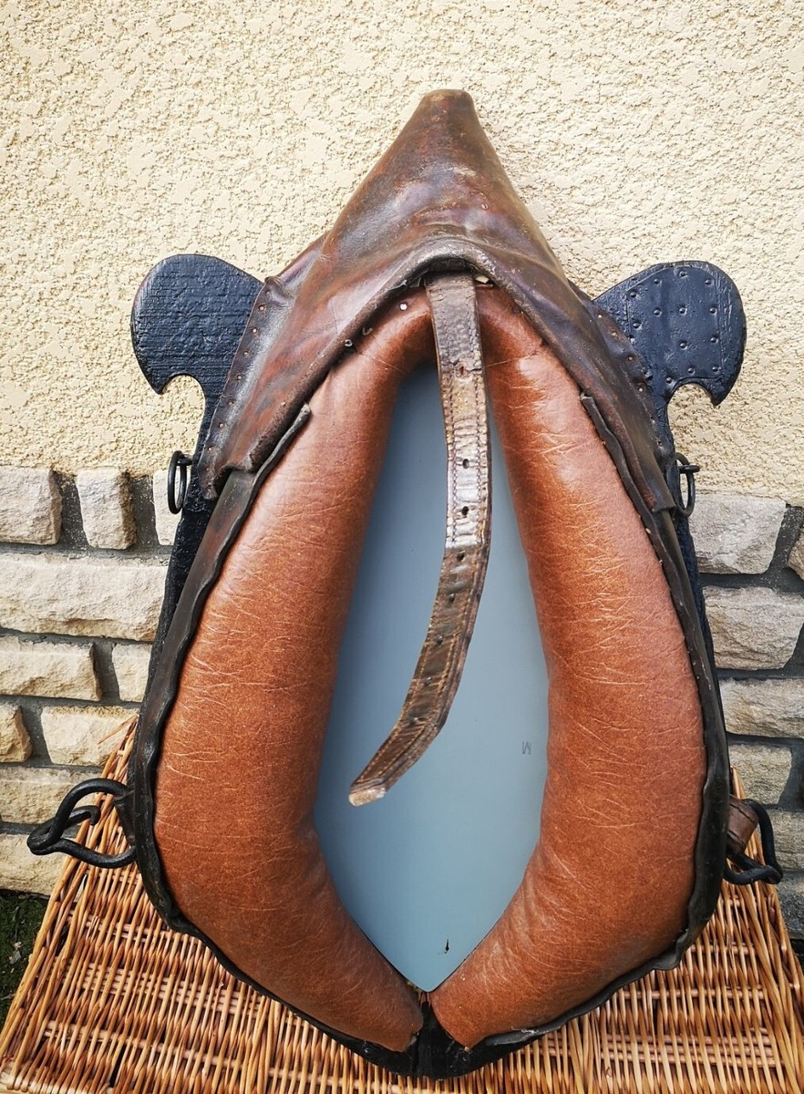 Collier de cheval ancien - Le Petit Fermier