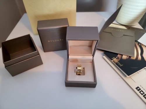 Bvlgari b zero 1 ring, 18ct Yellow Gold, Size 51 / L. With Box And Papers - Picture 3 of 24