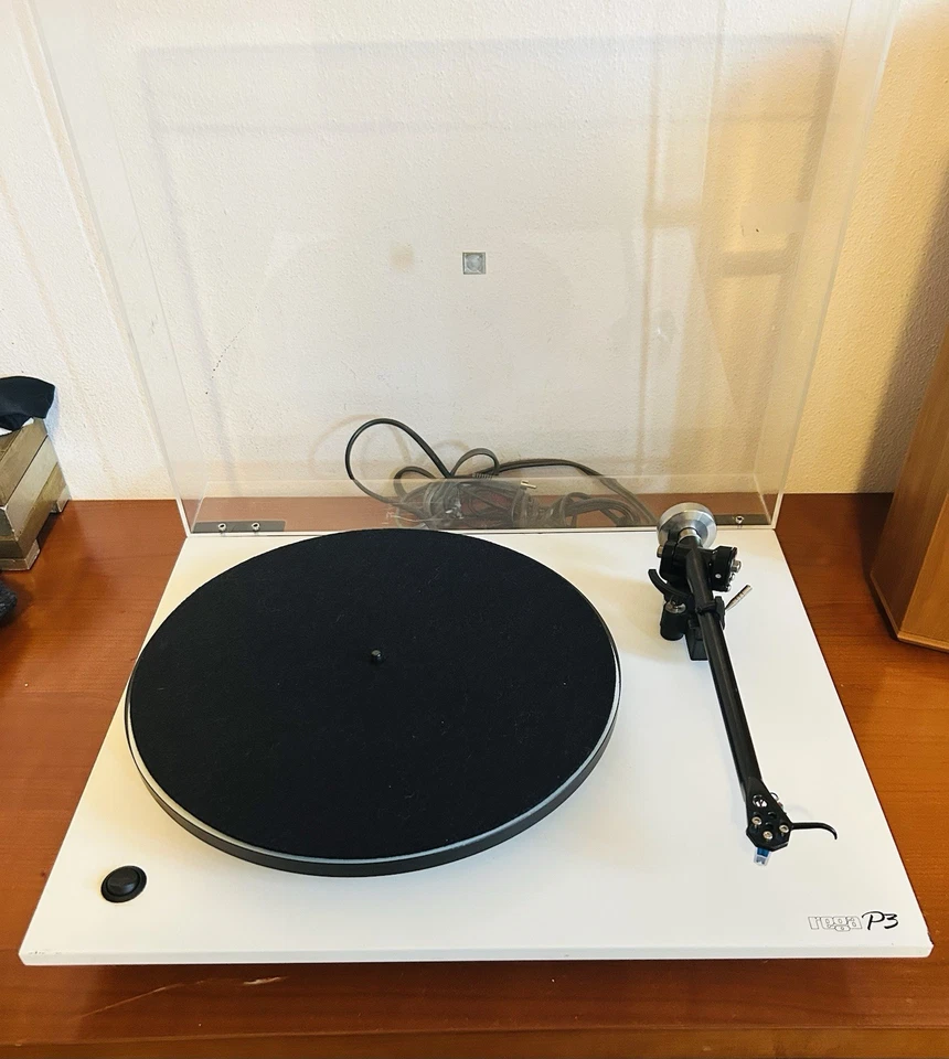 Giradischi Rega P3 + Elys2 - Immagine 2 di 4
