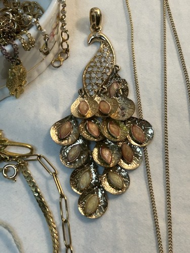 Vintage goldfarbenes Modeschmuck Konvolut: goldfarbene mystische Eule & Pfau - Bild 20 von 24