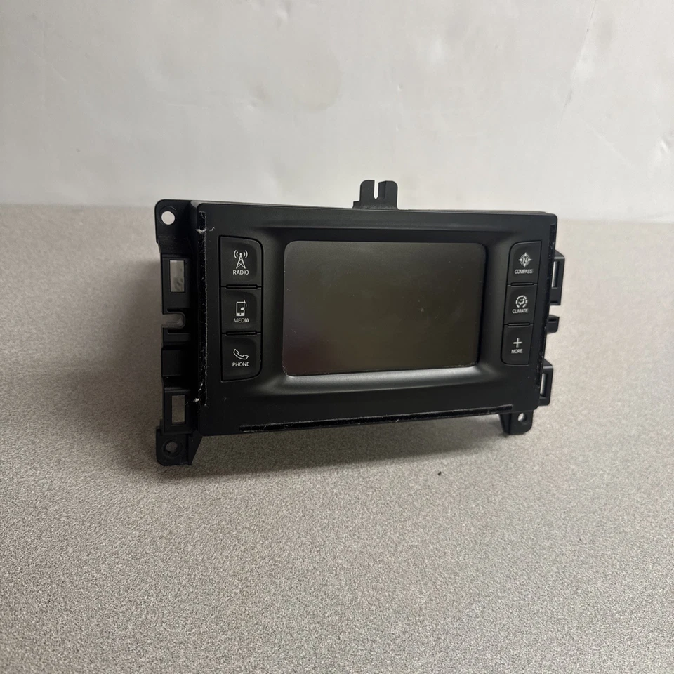 2015-2017 CHRYSLER 200 NAV AM FM CD PLAYER RADIO RECEIVER OEM P68226694AE - Image 4 of 4