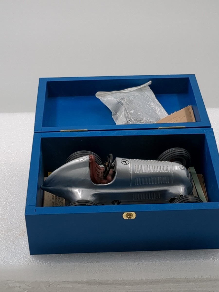 ★Schuco★シュコー★MercedesBenzW196★Studiolll★ Schuco Studio 1050 1936 Mercedes Grand Prix metal toy - l