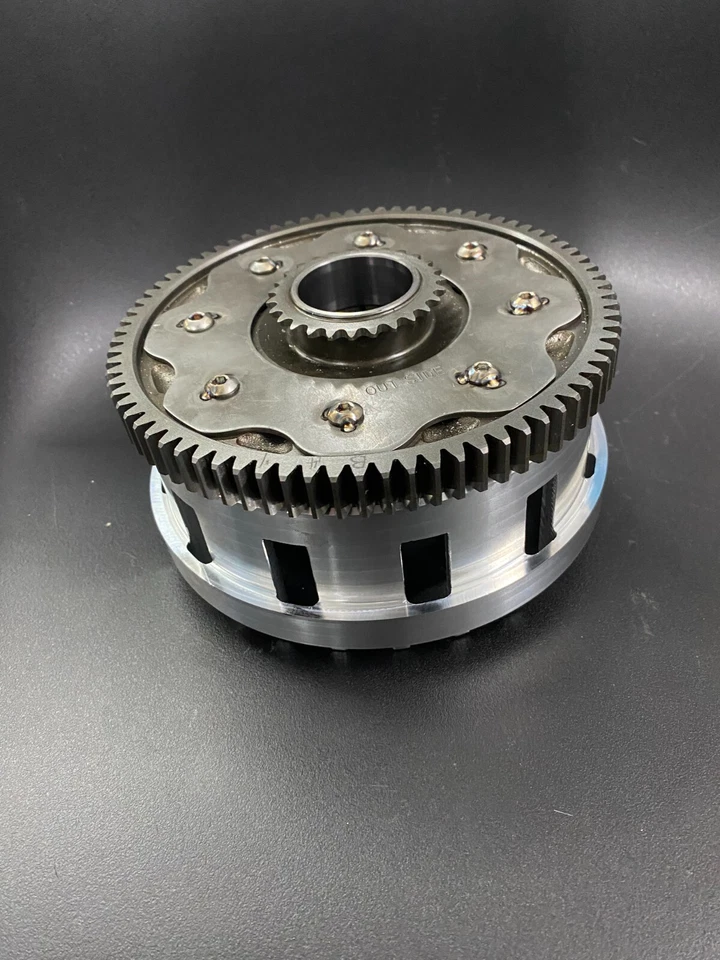 Cesta de embreagem CNC de tarugo Yamaha MT-09 / FZ-09 / Tracer 900 / Tracer 9 2014-2024 - Imagem 2 de 4