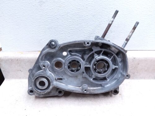 Hodaka Wombat 125 Model 94 Engine Right Crank Case Crankcase 1972 ANX-B220 - Foto 1 di 10