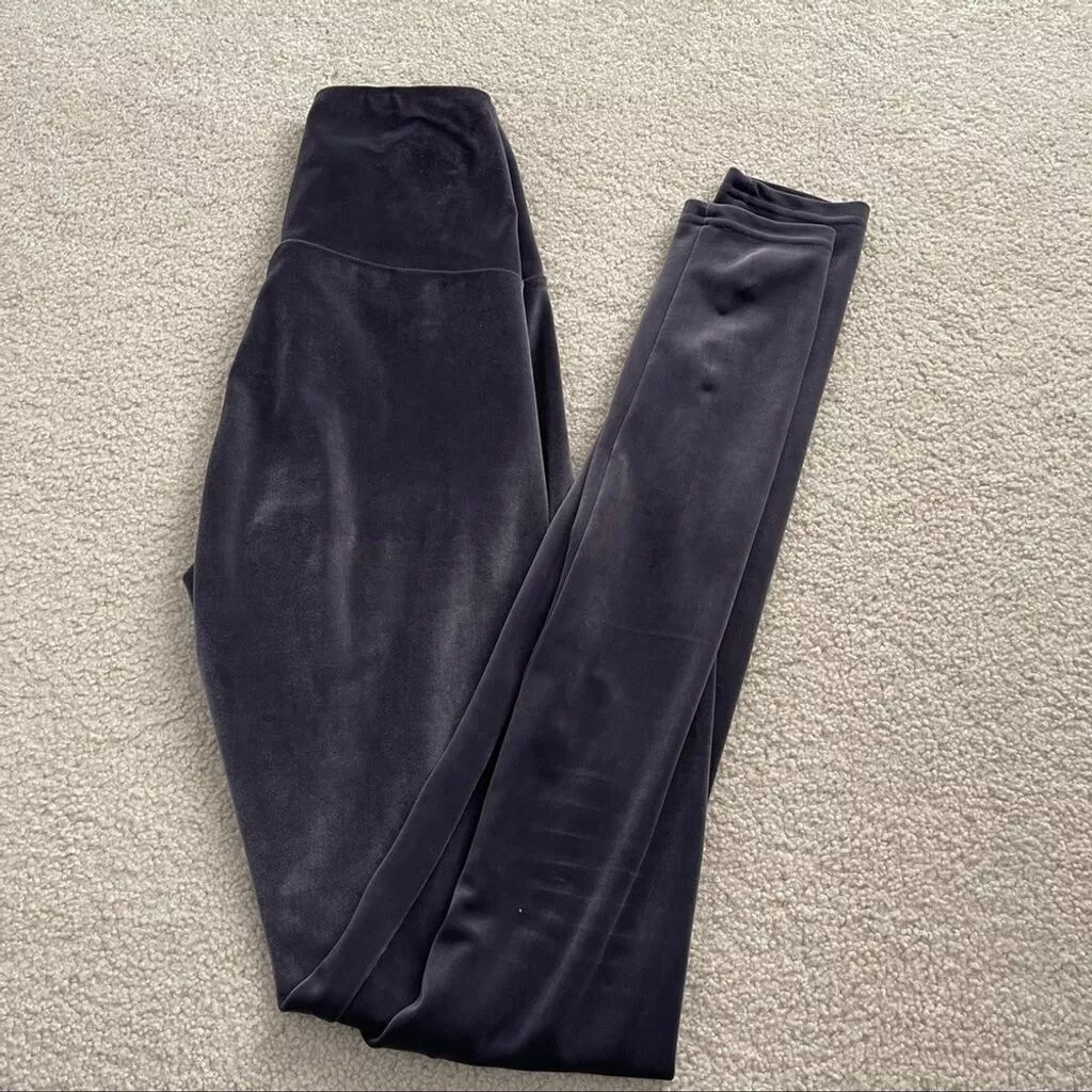 aritzia wilfred free velvet daria pants