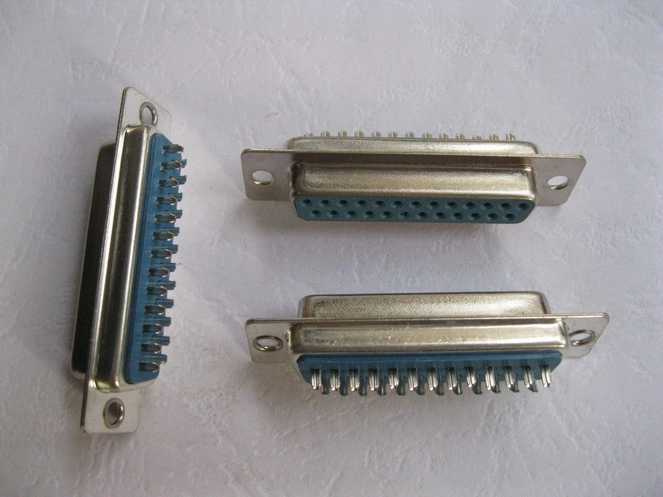 20 Pcs D-Sub 25 pin Female Solder Connector New - Image 2 of 3