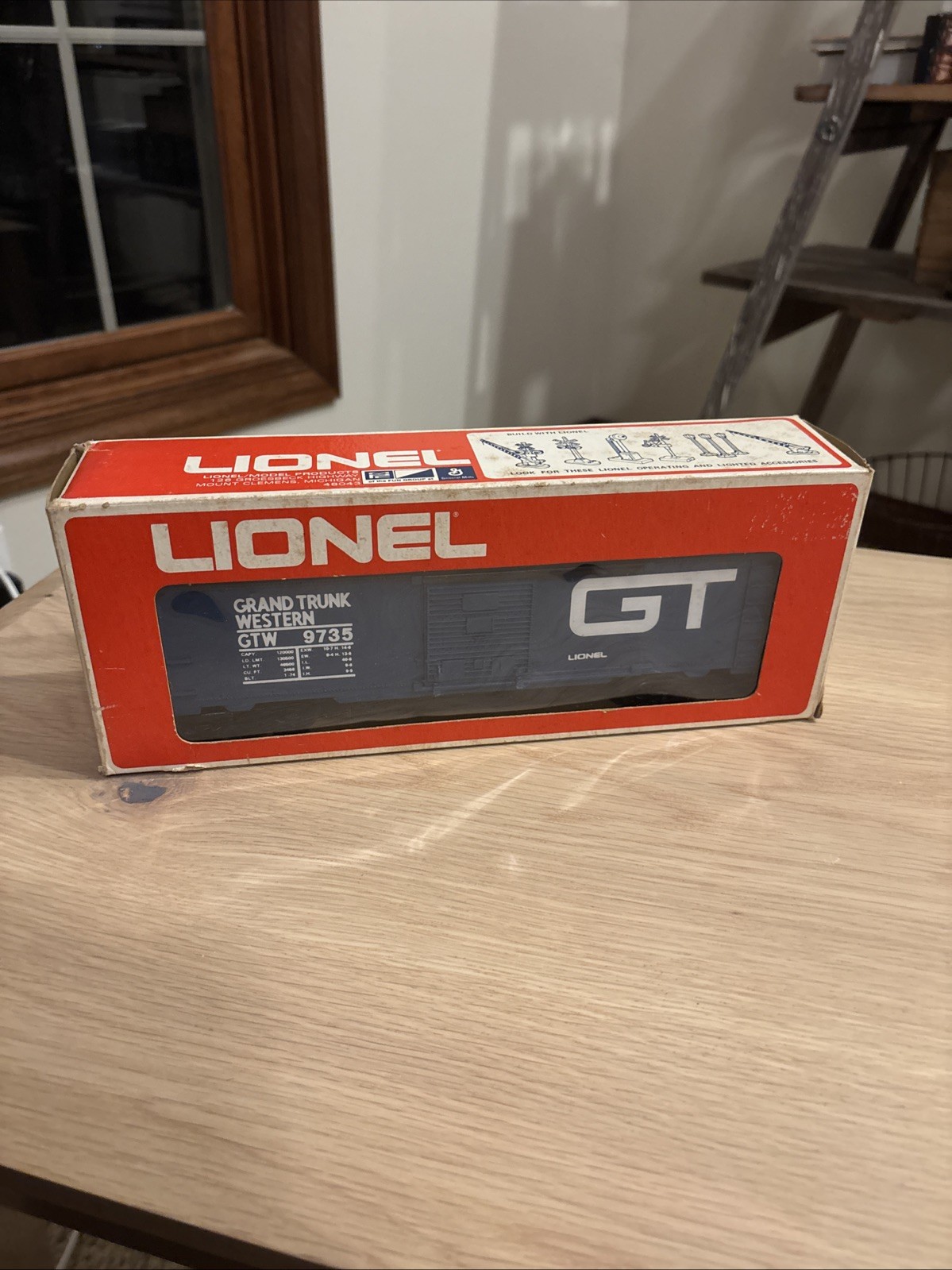 Click here to see eBay Auction