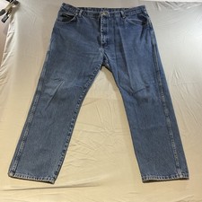Wrangler Men  s Blue Jeans 42x30 Relaxed Fit Straight Leg Classic Denim Pants