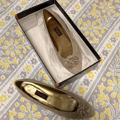 Proxy Women's Beige Suede Ballet Flats Slip-On 9M Almond Toe Flower Accent