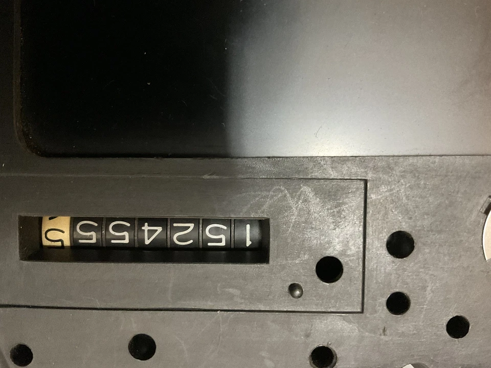 Chevrolet Corvette C4 1984 velocímetro cuadro de instrumentos cuadro de indicadores Foto 2 de 4