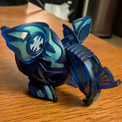 Bakugan Skyress Transluscent Aquos READ