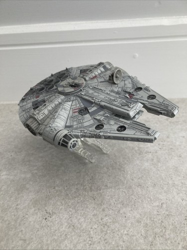 Star Wars Hot Wheels Elite Millennium Falcon 1:18 Scale Die Cast Vehicle Boxed - Foto 2 di 14