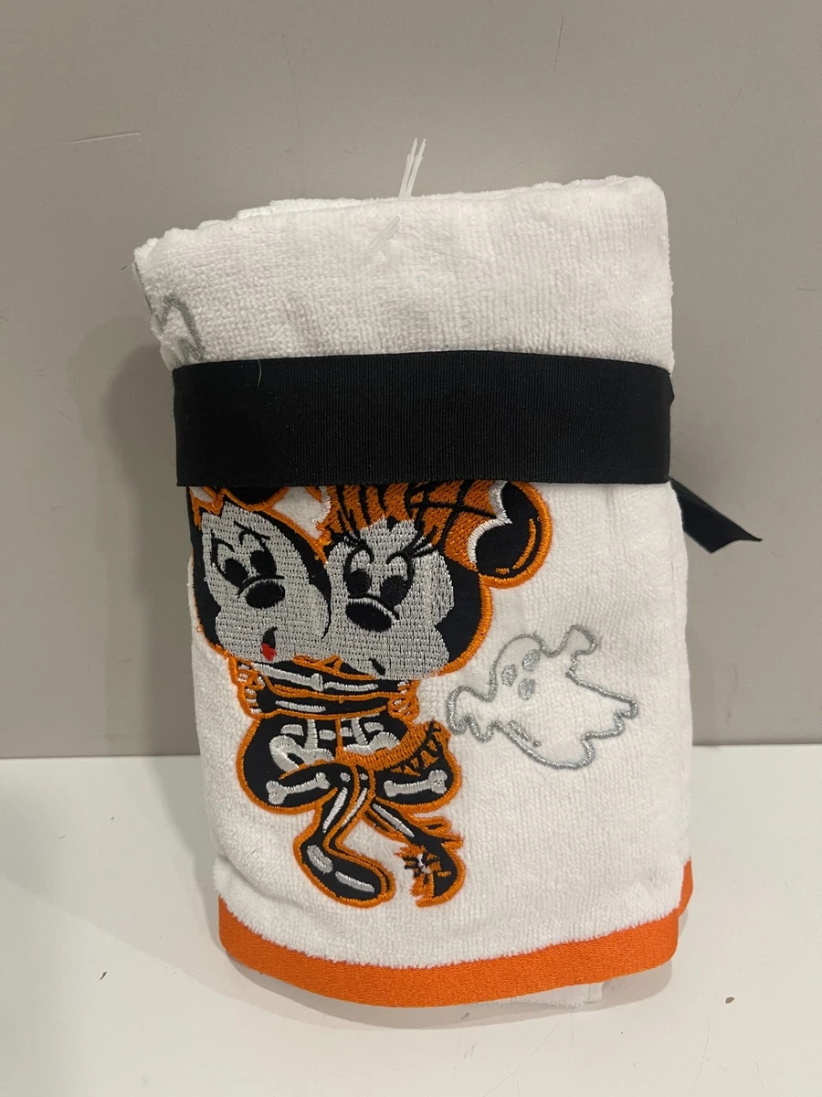 Minnie Mouse Disney Bath & Beach Towels (1968-Now) for sale | eBay