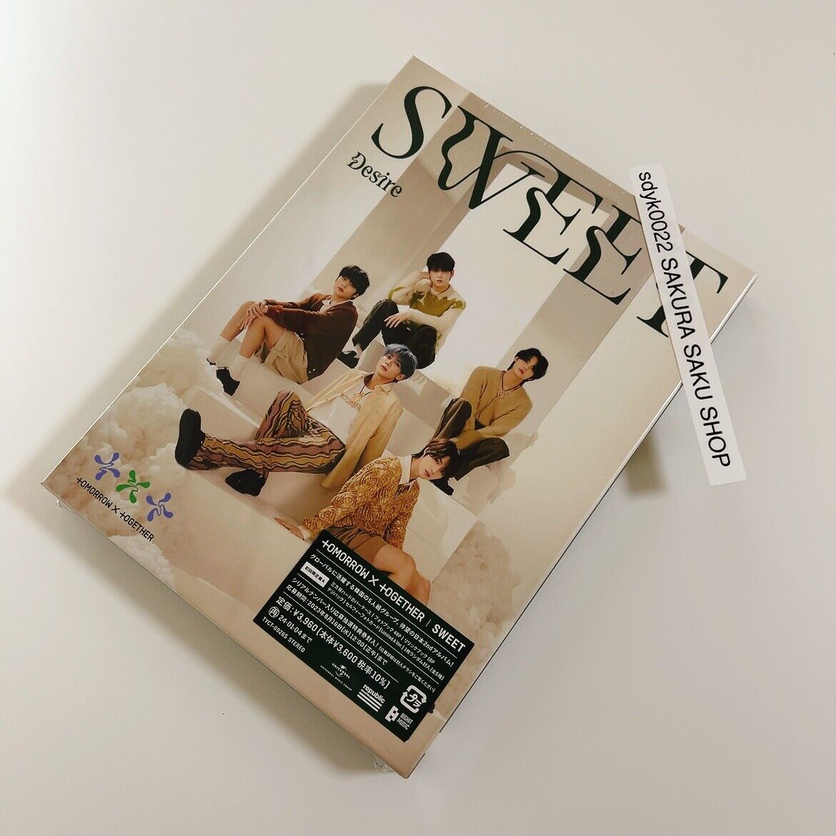 TOMORROW X TOGETHER Japan 2nd Album SWEET Limited A CD Photo TOMORROW X TOGETHER Japan 2nd Album SWEET Limited A CD Photo