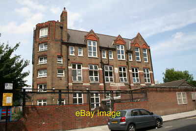 Foto 6x4 Isle of Dogs: Harbinger School Deptford c2012