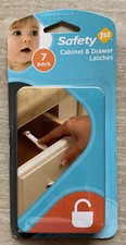 Safety 1st Cabinet and Drawer Latches 7 PACK  48444  C3 
