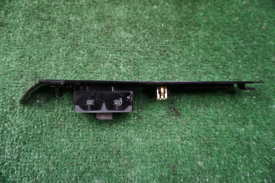 Interruptor de ventana lateral izquierdo Cadillac CTS 2013 2014 2015 2016 2017 OEM 20101670 Foto 2 de 4