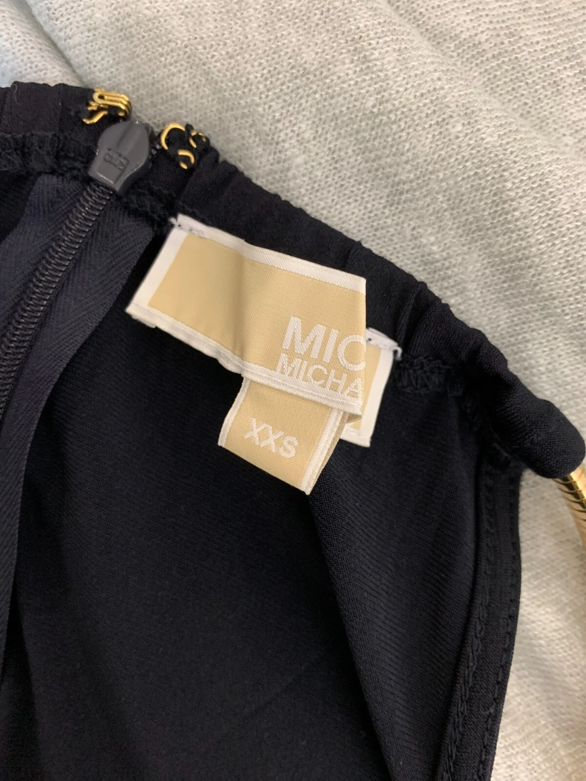 Abito a tubino Michael Kors blu navy increspato tubino laterale XXS in ottime condizioni jersey drappeggio elegante