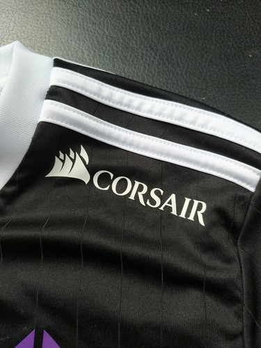 ADIDAS_MAGLIA_ORIGINALE_EXEED, VIDEOGIOCATORI UFFICIALE molto rara - Foto 3 di 5