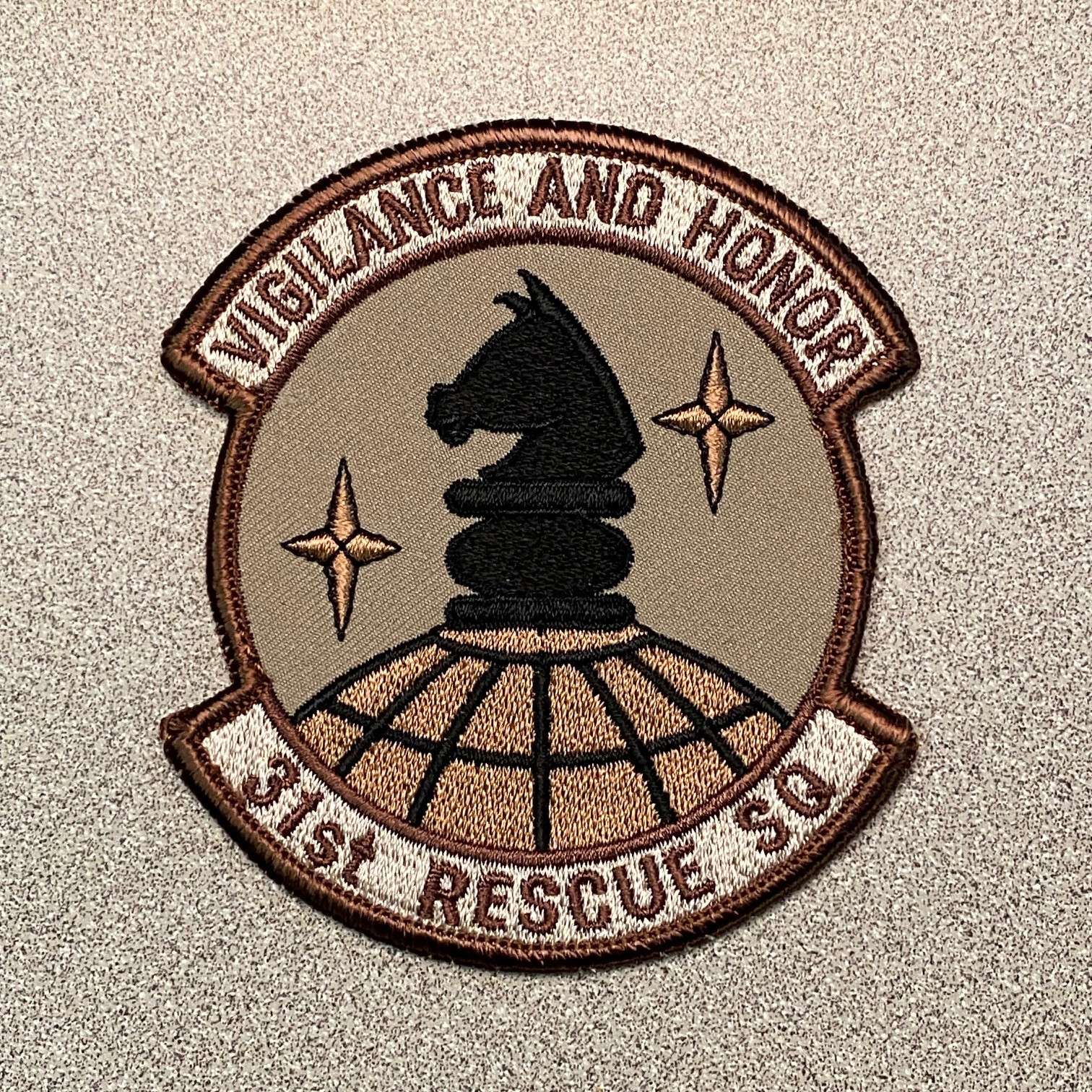 USAF 31st RSQ Rescue Squadron Kadena AB Pararescue HH-60G Air Force ...