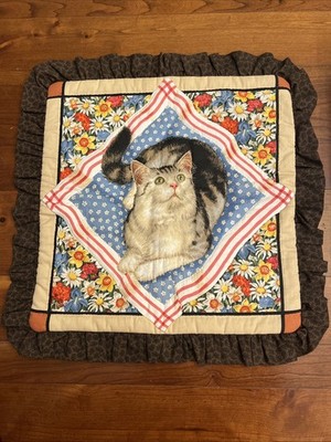 Vintage Quilted Pillow Cover Case - Cat Kitten Cottagecore Cozy Folk Art