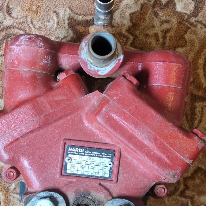 HARDI INTERNATIONAL A/S diaphragm pump, commonly used on agricultural sprayers.