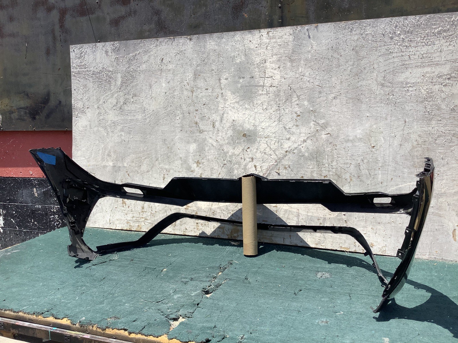 2018 2019 2020 2021 2022 LAMBORGHINI URUS FRONT BUMPER OEM USED